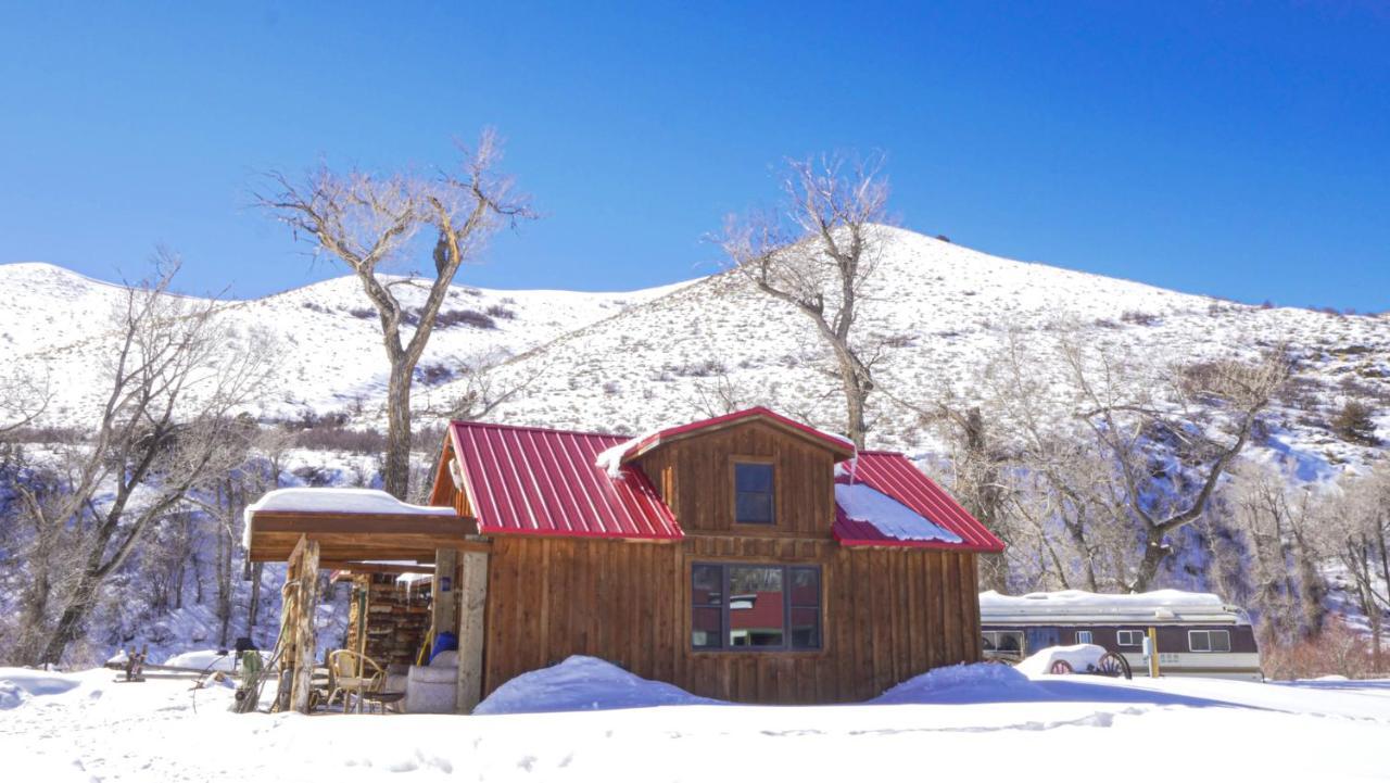 Aubin Sky Lodging At The Yl Ranch Savery Exteriör bild