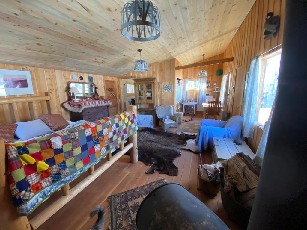 Aubin Sky Lodging At The Yl Ranch Savery Exteriör bild