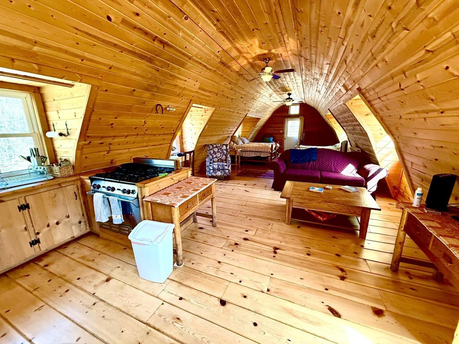 Aubin Sky Lodging At The Yl Ranch Savery Exteriör bild